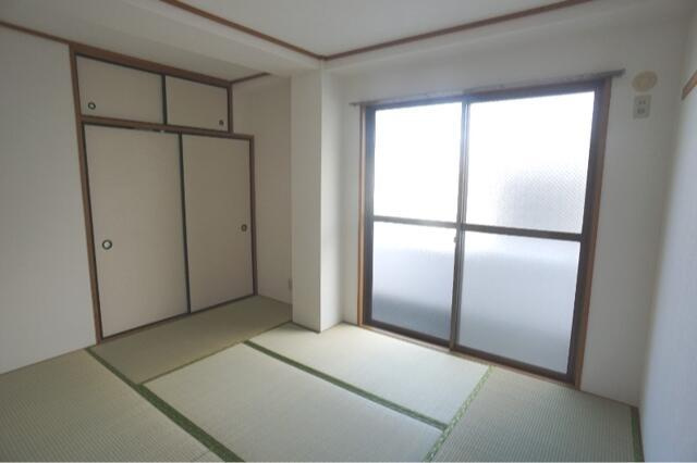 ソマール西竹の塚の和室