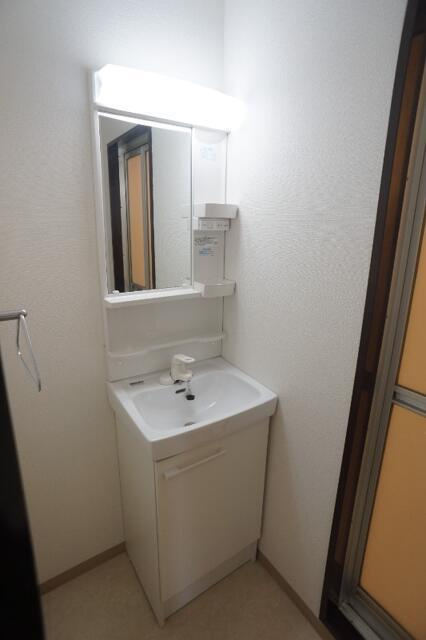 ソマール西竹の塚の洗面所