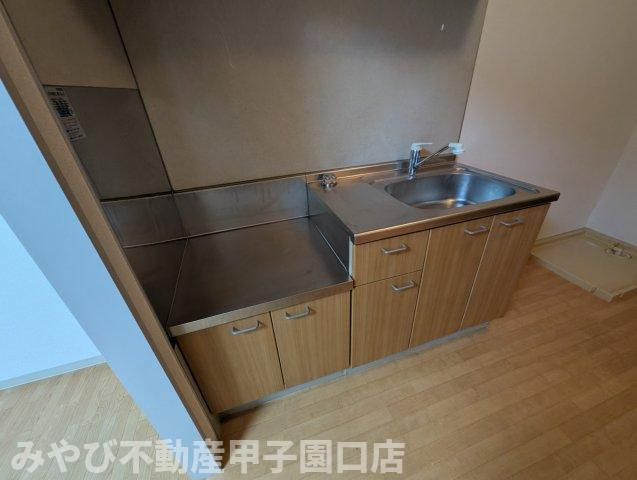 サニーテラス甲子園一番町のキッチン