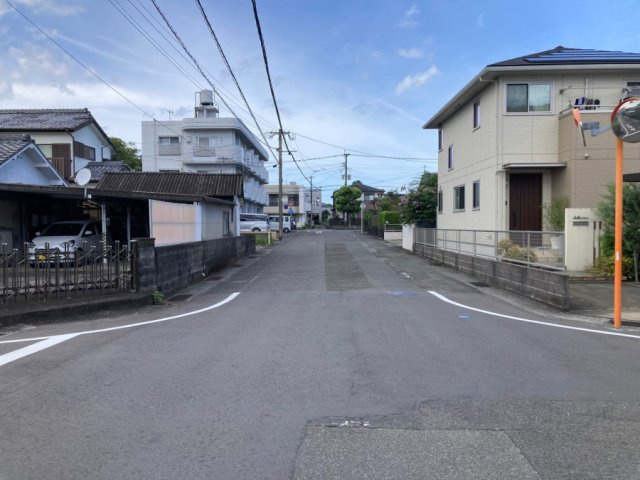 恒久南2丁目の前面道路含む現地写真