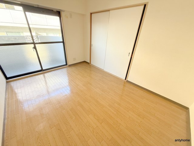 ライフステージヨシダ　仲介手数料無料の寝室