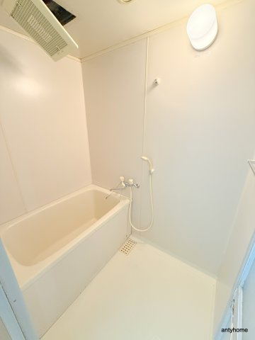 ライフステージヨシダ　仲介手数料無料の浴室