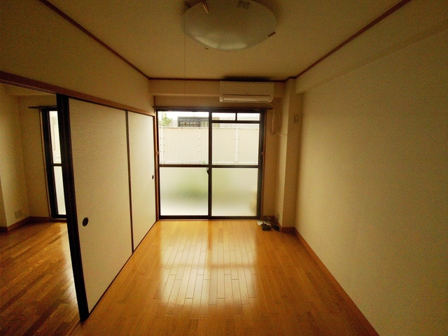 田中ハウスの洋室