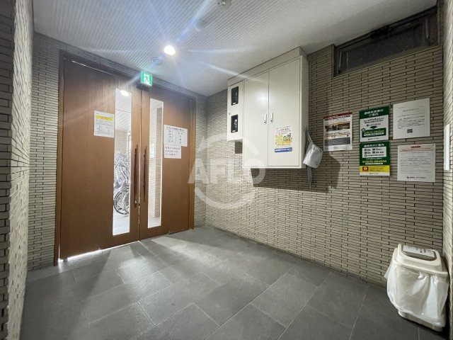 アルバス弁天町のロビー|アルバス弁天町　ロビー