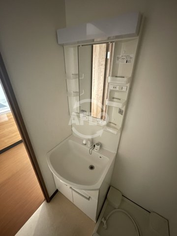 アルバス弁天町の独立洗面台|アルバス弁天町　独立洗面台