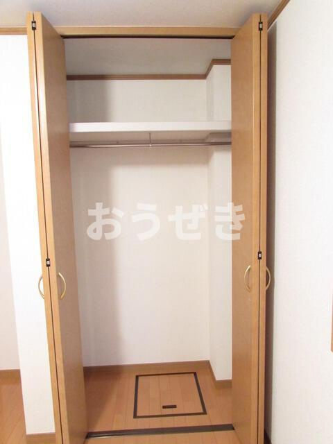 青木町戸建の収納|1階洋室