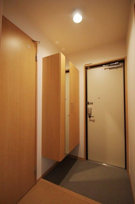 フィロス　A棟の玄関
