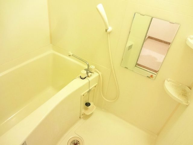 一風館の浴室