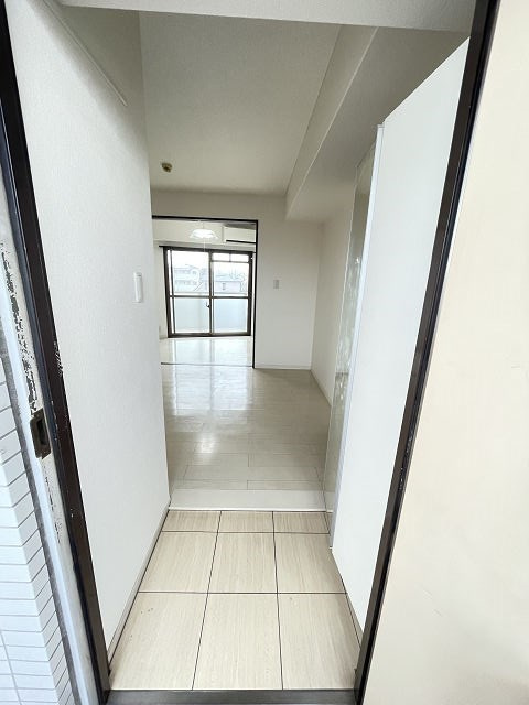 尼崎市武庫之荘６丁目の賃貸マンションの玄関