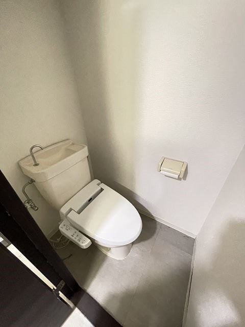 セビーヌ武庫之荘弐番館のトイレ