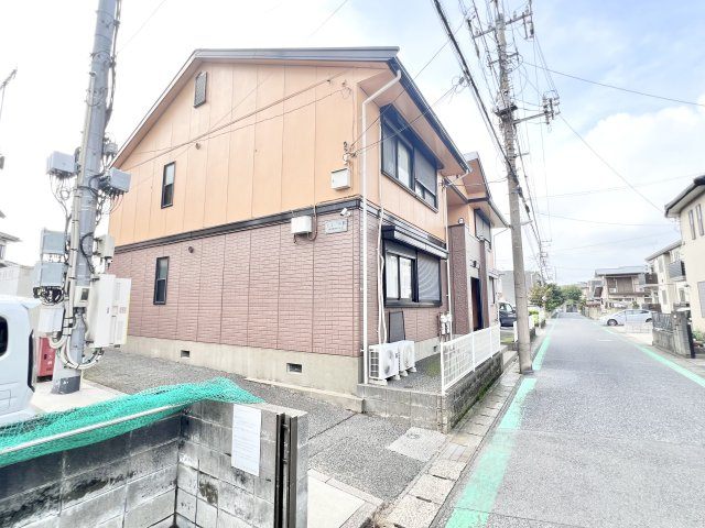 ドミール B