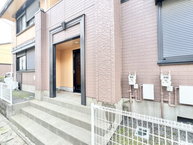 ドミールのエントランス|エントランスです