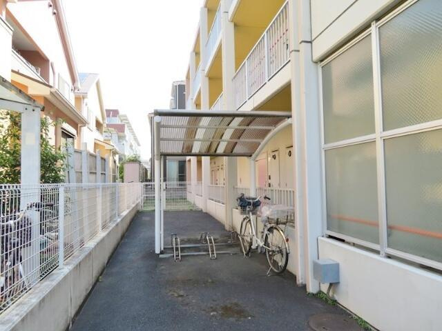 ルミエール綱島２号館のその他|駐輪場