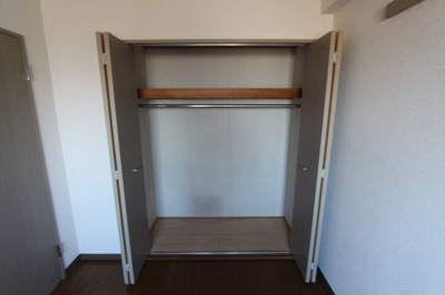 【収納】 | アスティーロイヤル | ※同物件※他号室参考写真※