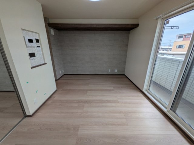 【玄関】ルヴィータ野田 