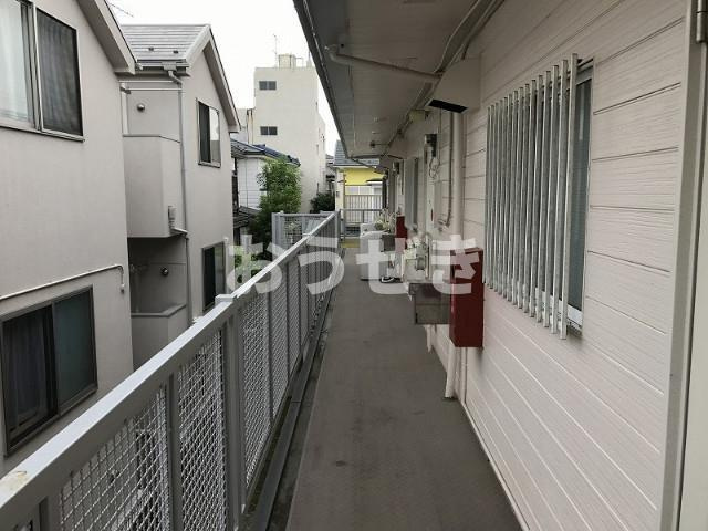 弘栄ハイムのロビー