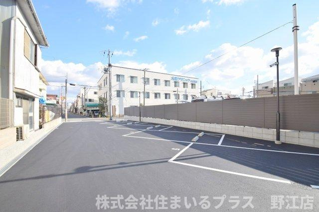 エグゼ大阪城イーストの駐車場