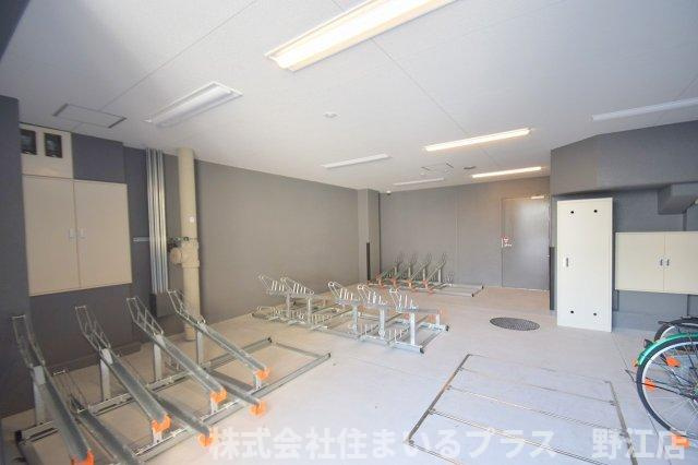 エグゼ大阪城イーストのロビー