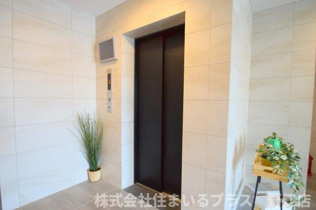 エグゼ大阪城イーストのロビー