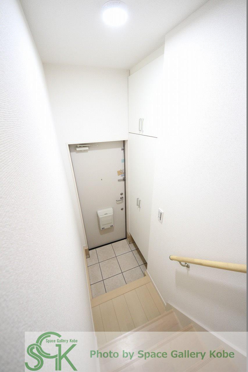 パークイースト　Ⅳの玄関