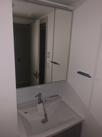 Apruの独立洗面台