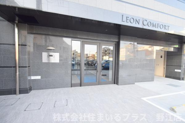 レオンコンフォート京橋ＥＡＳＴのエントランス
