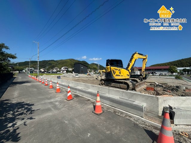 売地の前面道路含む現地写真|2026年8月末撮影