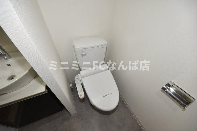 エスライズ東心斎橋のトイレ