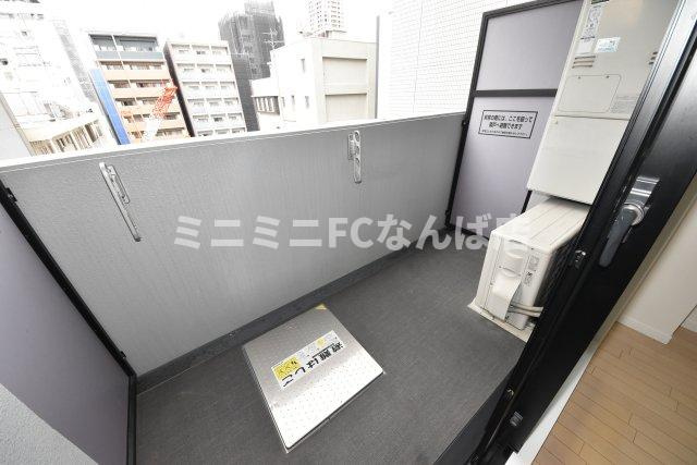 エスライズ東心斎橋のバルコニー