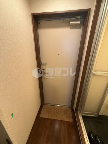 アーバンプレイス高田馬場Xの玄関