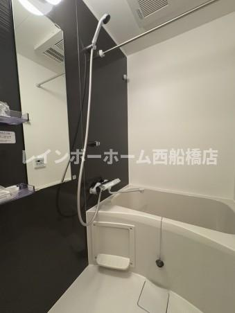 S-RESIDENCE本中山aloriaの浴室