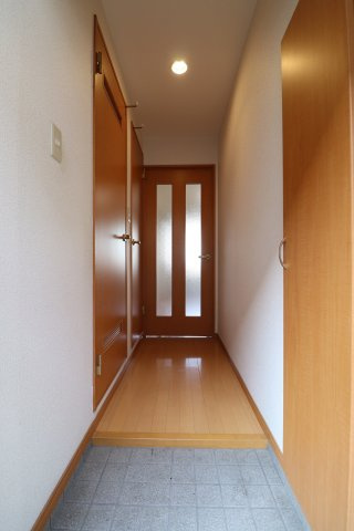 アーニスト新合川の玄関