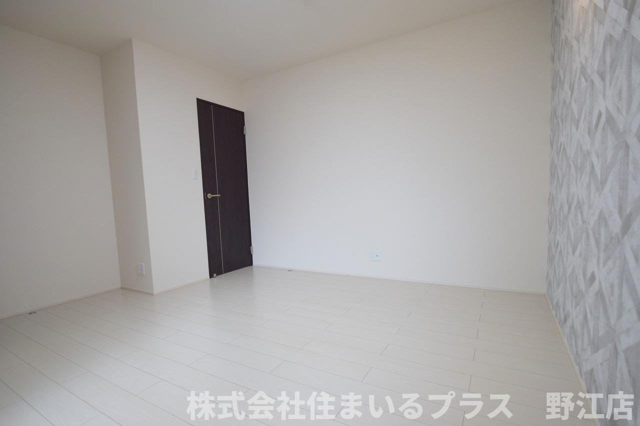 フジパレス滝井元町Ⅱ番館の居間・リビング