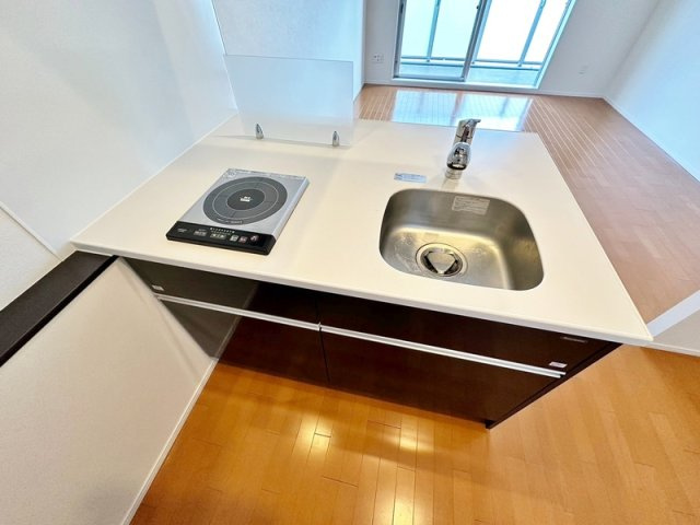 アルティザ東島田のキッチン