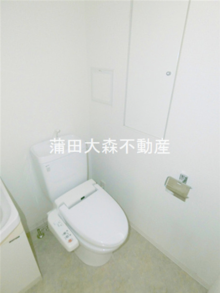 レグラス久が原のトイレ|収納付きの温水洗浄便座付きのトイレ