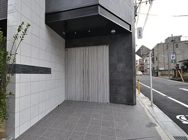 プレセダンヒルズ白金高輪のエントランス