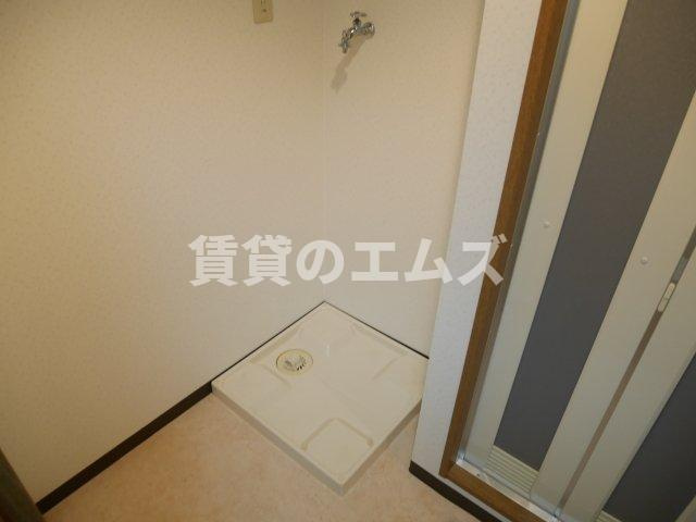 【設備】 | リム朋栄 | リム朋栄の室内洗濯機置き場