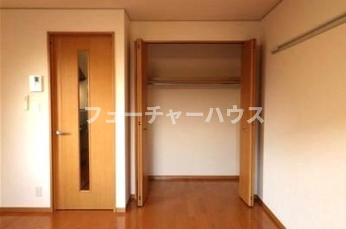 ブライトハイツ　Ⅱの収納