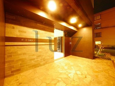 ガーラアヴェニュー川崎のエントランス