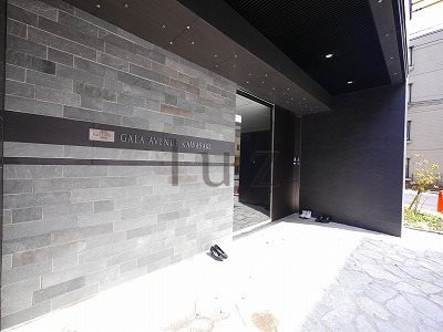 ガーラアヴェニュー川崎のエントランス