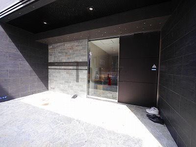 ガーラアヴェニュー川崎のエントランス