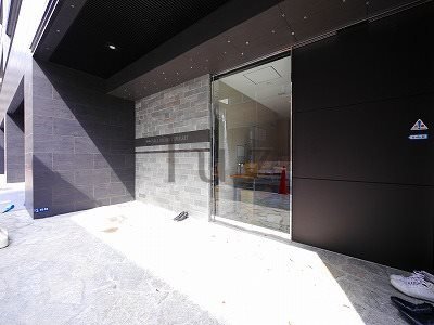 ガーラアヴェニュー川崎のエントランス