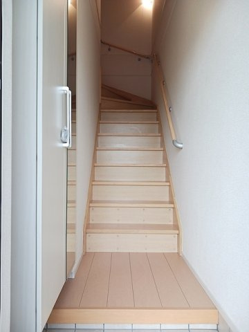 ブランシュールＢの玄関