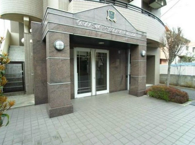 ダイホープラザ西荻窪のエントランス