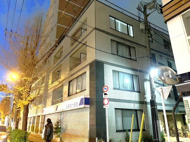 エーデルワイスの外観