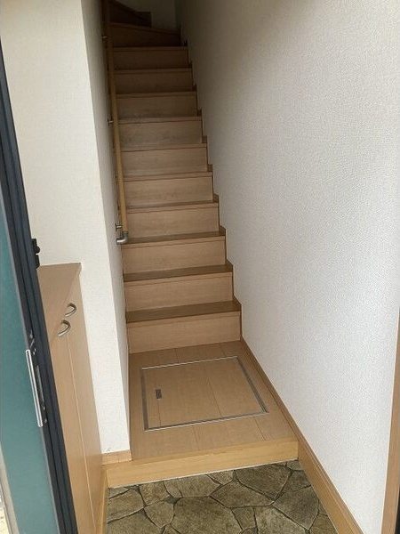 フリーダムの玄関