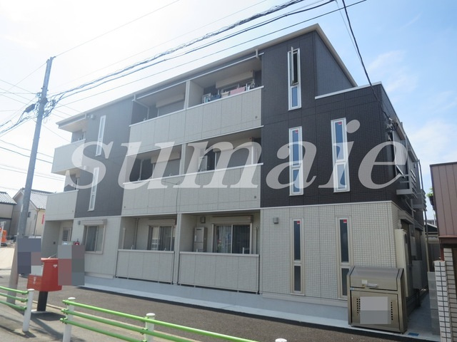 ドルフクレセント八番館