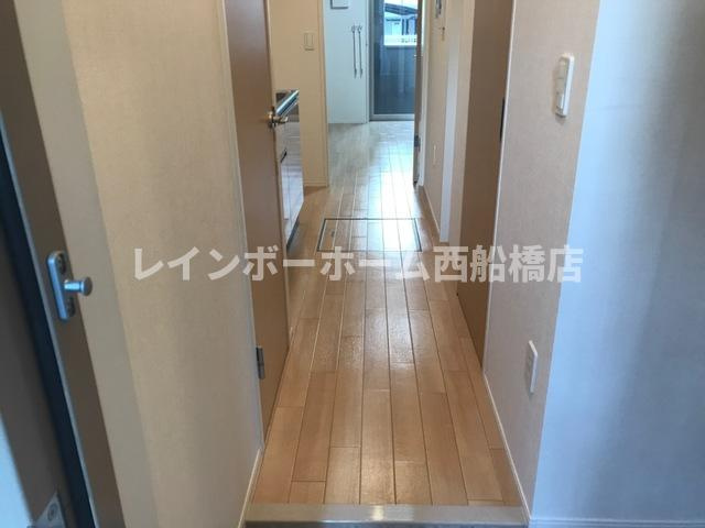 ラーハ前原の内装