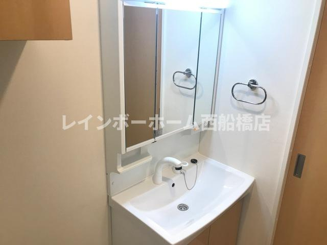 ラーハ前原の独立洗面台