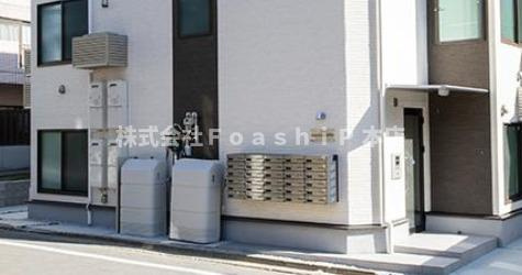 Shanti Casa四葉若葉のエントランス